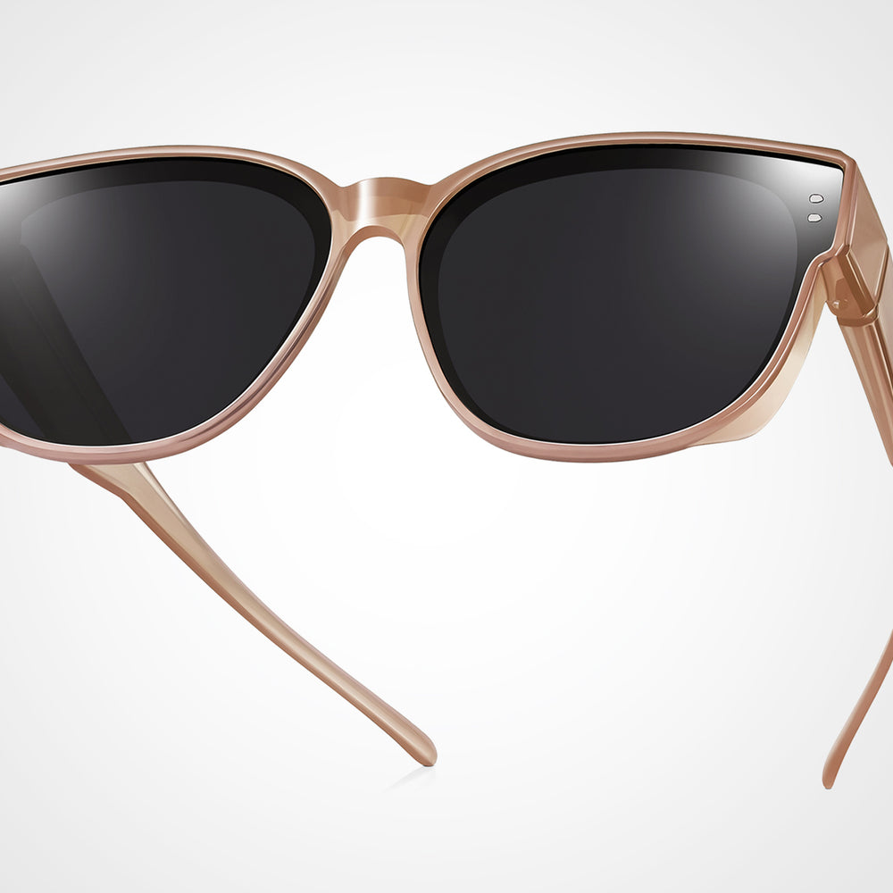 
                      
                        Fit over sunglasses丨Cat eye 3801
                      
                    