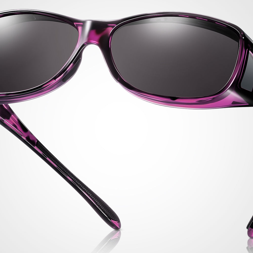 
                      
                        Fit Over Glasses Sunglasses Wrap Around Polarized Sunglasses for Men Women with UV400 Protection for Driving（Leopard）
                      
                    