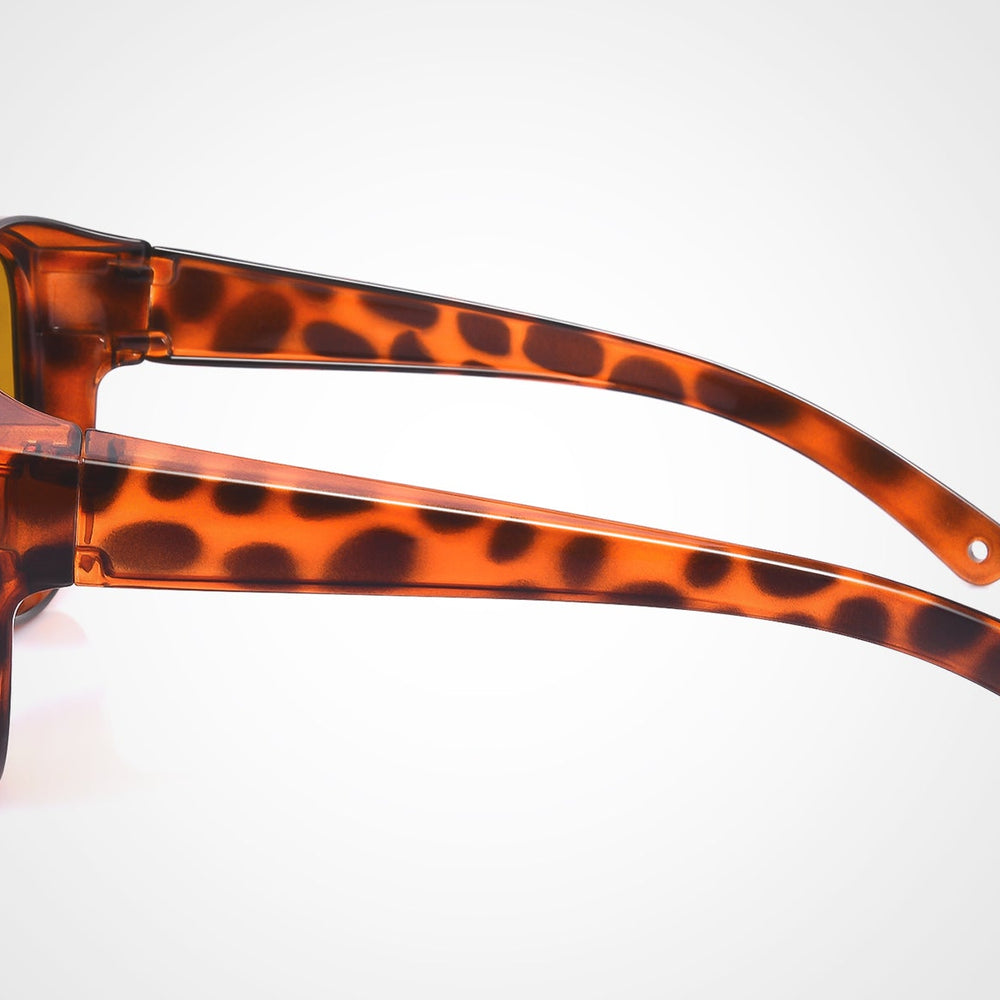 
                      
                        Fit over sunglasses丨Over Sized Leopard Brown Lens 0045
                      
                    