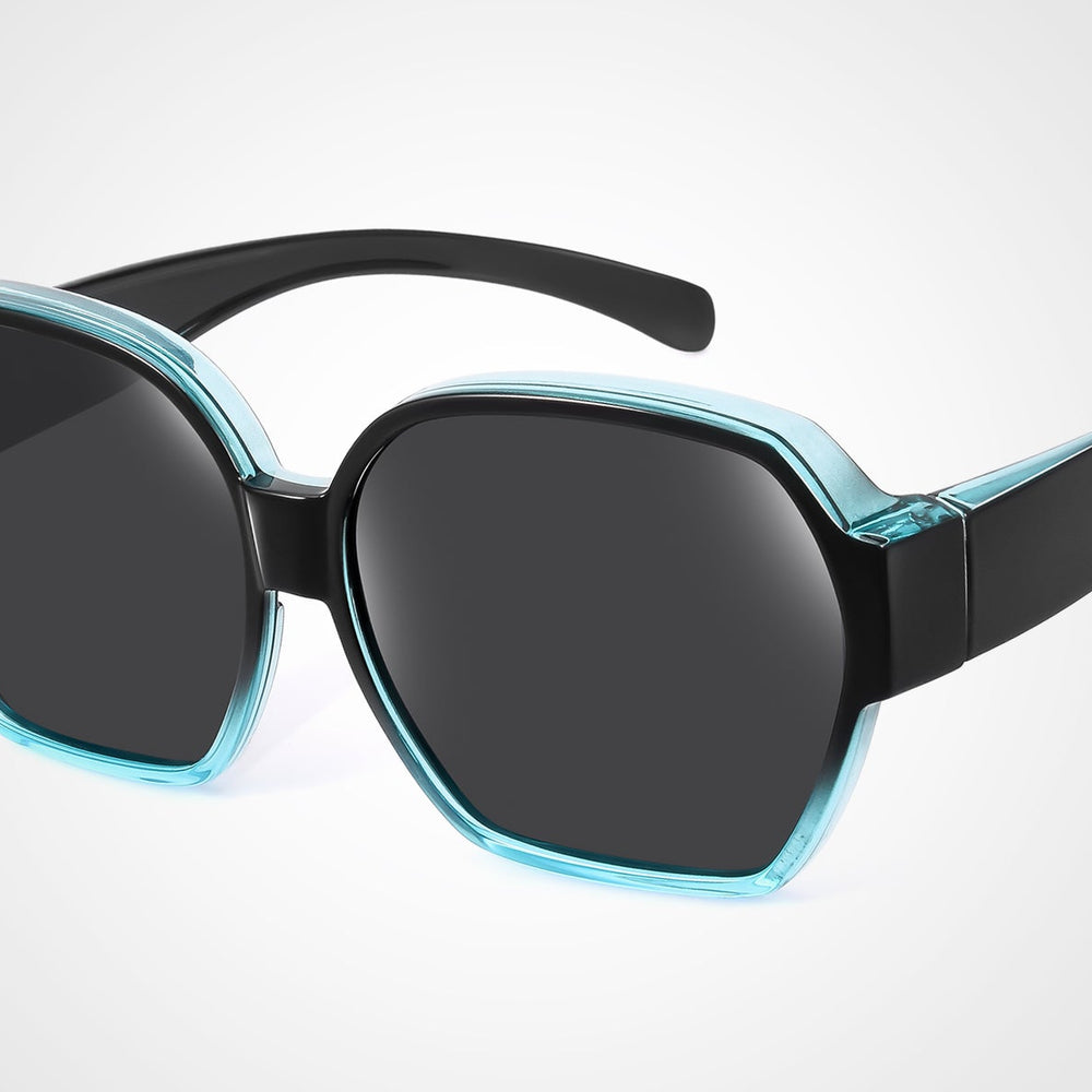 
                      
                        Fit over sunglasses丨Square 5810
                      
                    