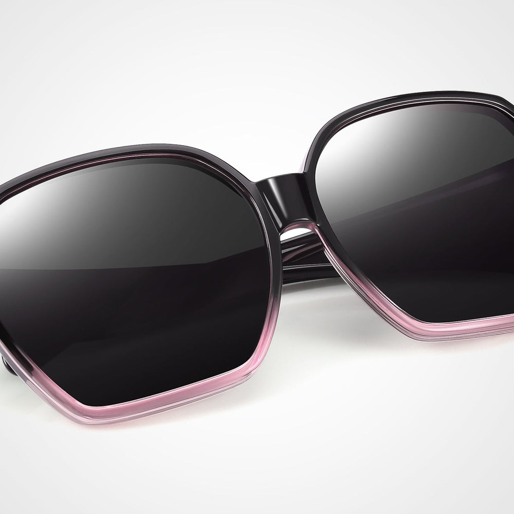 
                      
                        Fit over sunglasses丨Square 5810
                      
                    